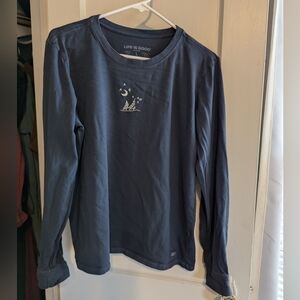Life is Good Women's Crusher Long Sleeve Shirt L Blue Woods